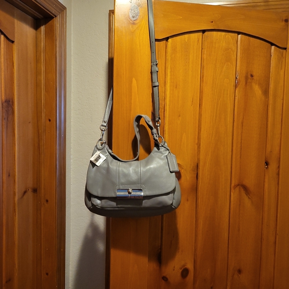 Gray/silver Coach KRI LTH HIPPIE